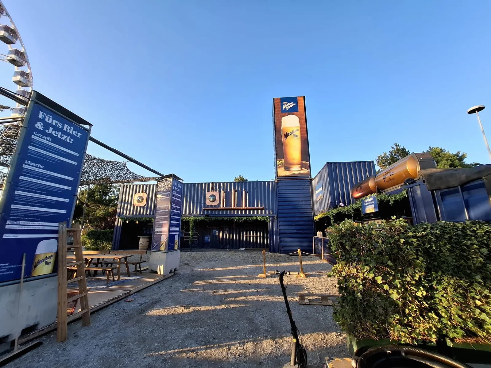 Bar aus Container - im Einsatz beim Frequency – Aufnahme 2 von 7